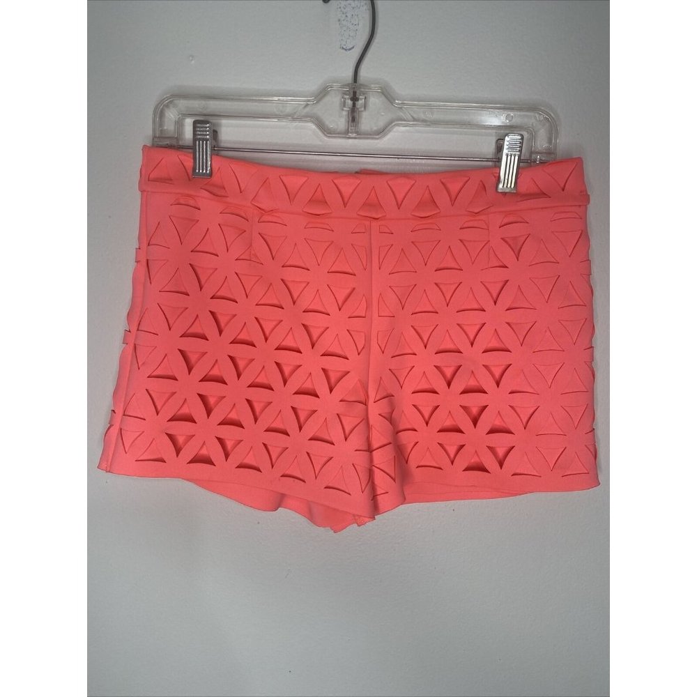 Lilly Pulitzer Lorna Short Women's sz 4 Laser Cut Pink 3" Inseam Shorts